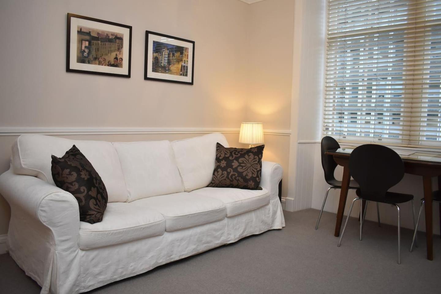 West Port - 2Br In The Heart Of The Old Town Just Off The Grassmarket Единбург Екстер'єр фото