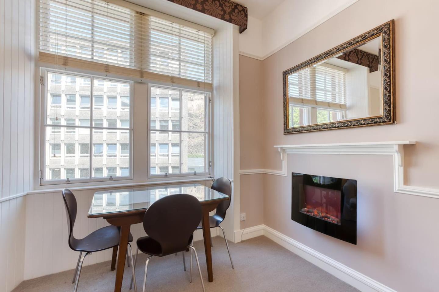 West Port - 2Br In The Heart Of The Old Town Just Off The Grassmarket Единбург Екстер'єр фото
