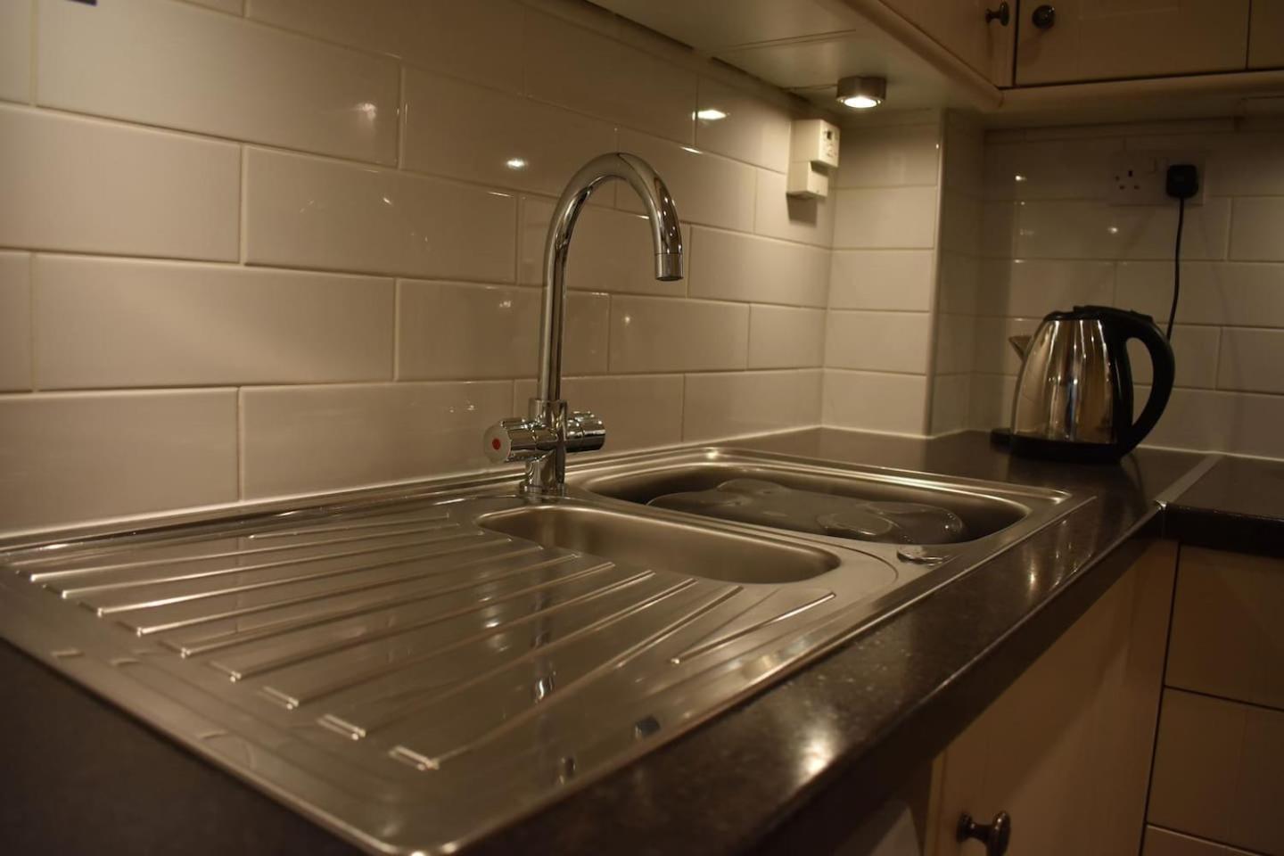 West Port - 2Br In The Heart Of The Old Town Just Off The Grassmarket Единбург Екстер'єр фото